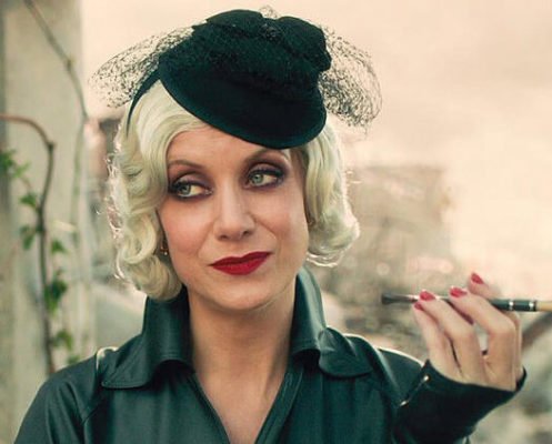 How To Dress Like The Handler Costume From The Umbrella Academy