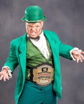 How To Dress Like Hornswoggle From WWE