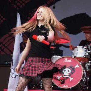 Avril Lavigne Cosplay