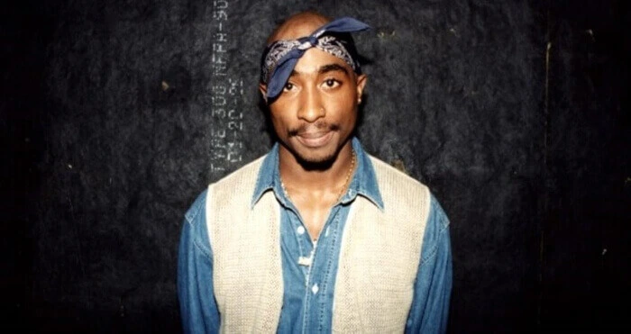 Tupac Shakur Outfits
