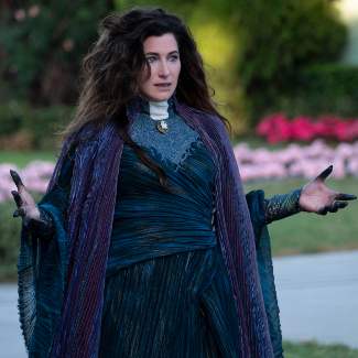 Master The Agatha Harkness Costume This Halloween!