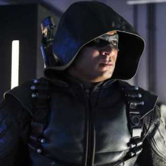Green Arrow cosplay styling reference