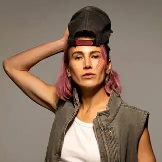 Quick Women's Haircuts: A Guide to Effortless Style