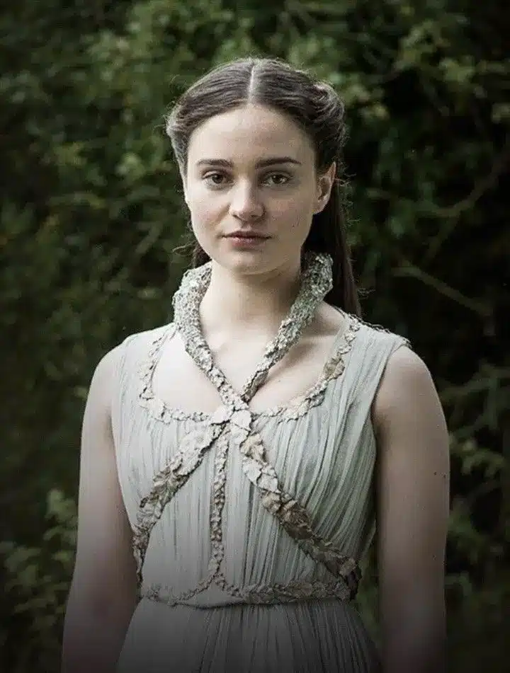 Lyanna Stark in her sage green gown during the secret wedding ceremony in Dorne from Game of Thrones
