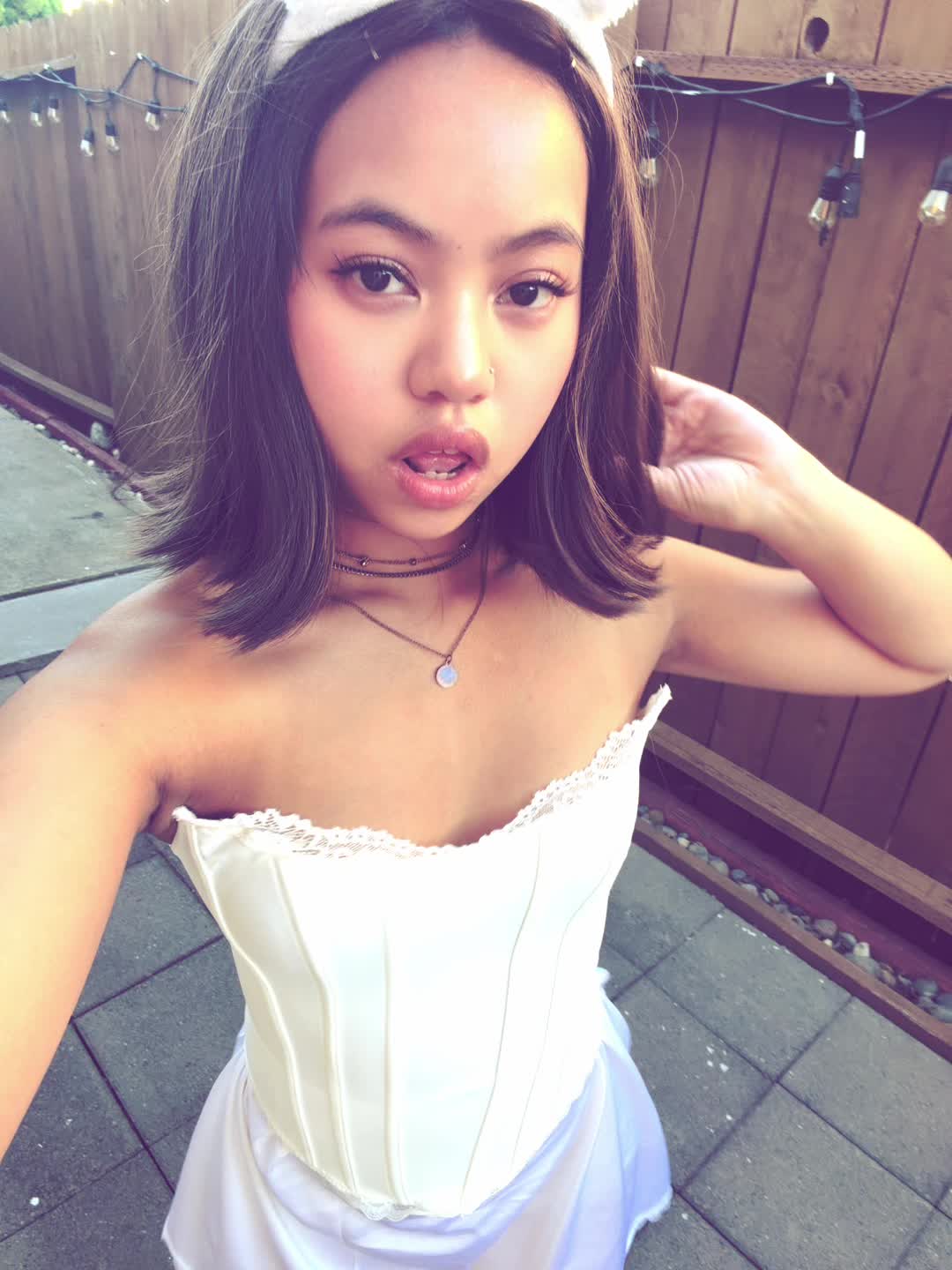 🐇⁉️ #offcampus #hannahwells #wellsy #offcampusseries #summerween 🎃☀️