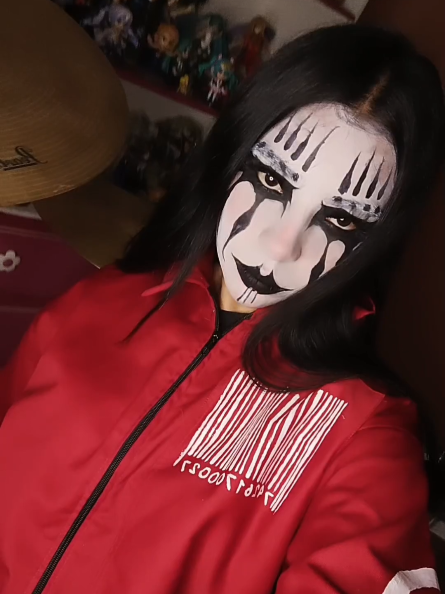Joey Jordison 🥁🖤🤟🏻 "If you have a dream, chase it with everything you've got." #joeyjordison #joeyjordisonmakeup #joeyjordisoncosplay #numetal #slipknot